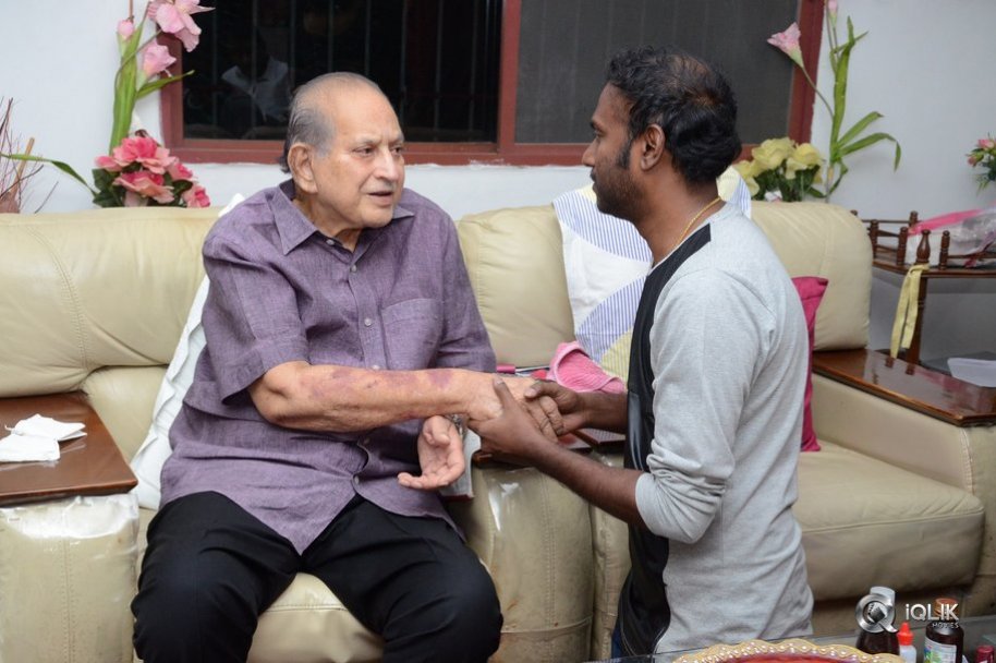 Celebrities-Pay-Homage-to-Vijaya-Nirmala-Garu